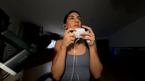 Snapshot of tgirltoesx chatting on 02.24.26 babygirlmami online show from 02.24.26