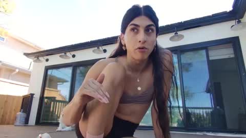 Snapshot of tgirltoesx chatting on 02.25.26 babygirlmami online show from 02.25.26