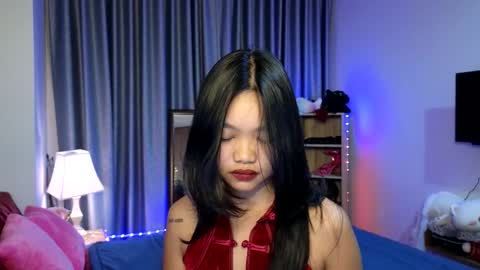 AbbieThai  online show from 11.15.25