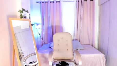 Thais online show from 03.04.25