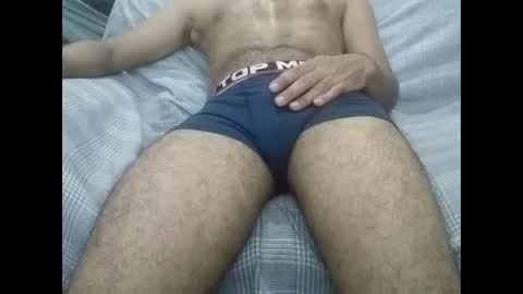 Snapshot of thales_puto chatting on 10.01.25 Thales online show from 10.01.25