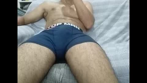 Snapshot of thales_puto chatting on 11.02.25 Thales online show from 11.02.25