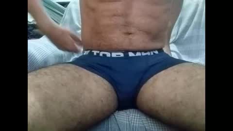 Snapshot of thales_puto chatting on 11.08.25 Thales online show from 11.08.25