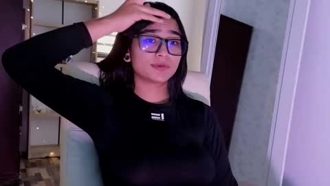 thalia  online show from 12.10.24