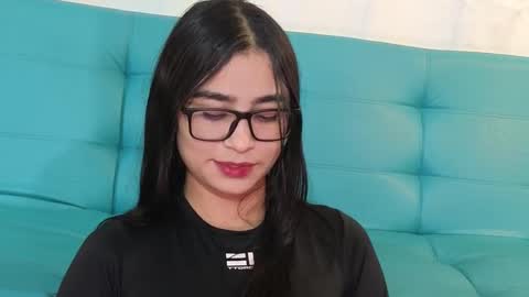 thalia  online show from 12.30.24