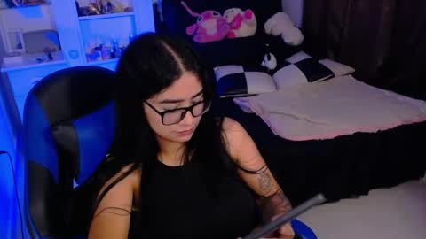 thalia  online show from 09.25.25