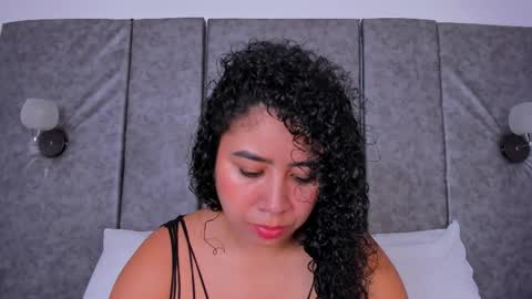 thara webstter online show from 02.11.26