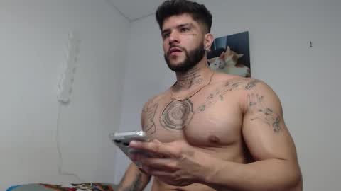 Snapshot of thass_boy chatting on 12.15.25 Thass online show from 12.15.25