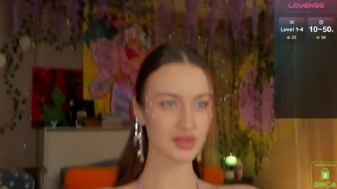 Snapshot of that_eva chatting on 10.31.25 Your Eva online show from 10.31.25