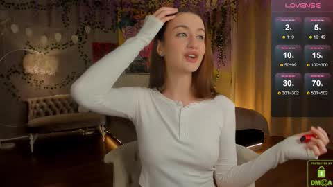 Snapshot of that_eva chatting on 11.13.25 Your Eva online show from 11.13.25