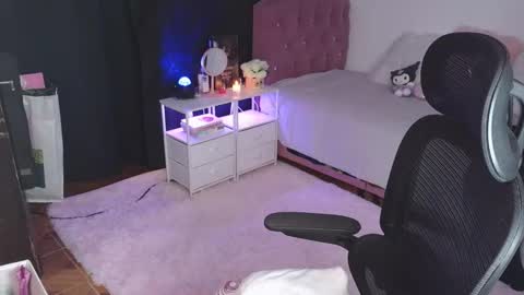   online show from 10.24.25