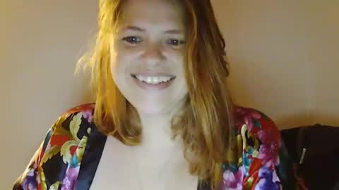 Snapshot of thatgirl4201 chatting on 10.05.25 thatgirl4201 online show from 10.05.25