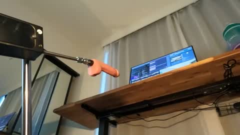 Snapshot of thatsydneybtm chatting on 12.24.24 Rain online show from 12.24.24