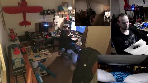 Snapshot of the0archon chatting on 11.30.25 Michal online show from 11.30.25