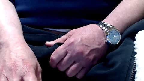 Snapshot of the1pocketrocket chatting on 01.25.25 the1pocketrocket online show from 01.25.25