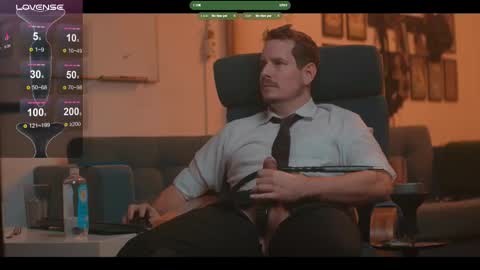 Snapshot of the_dilf chatting on 01.08.26 The DILF - online show from 01.08.26