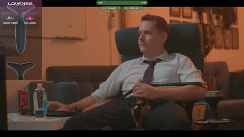 Snapshot of the_dilf chatting on 02.27.26 The DILF - online show from 02.27.26