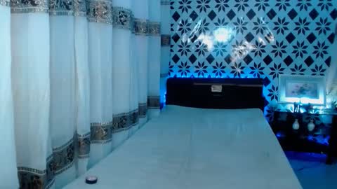 Snapshot of the_girl_nxt_door chatting on 02.28.25 samm online show from 02.28.25