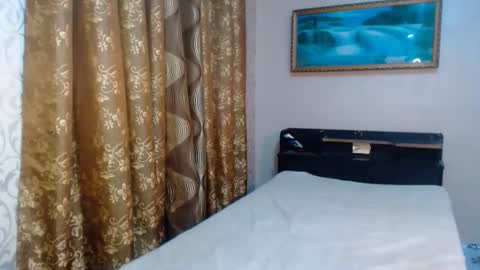 Snapshot of the_girl_nxt_door chatting on 11.29.25 samm online show from 11.29.25