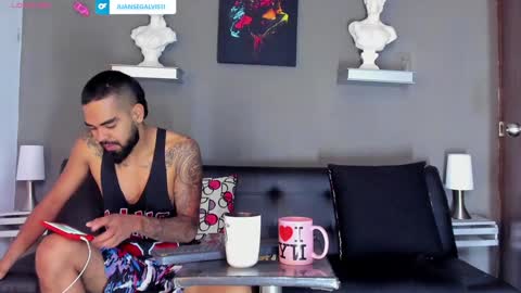 Snapshot of the_golden_boys chatting on 02.05.25 SCOTT THEO KAMERON GENDERSON online show from 02.05.25