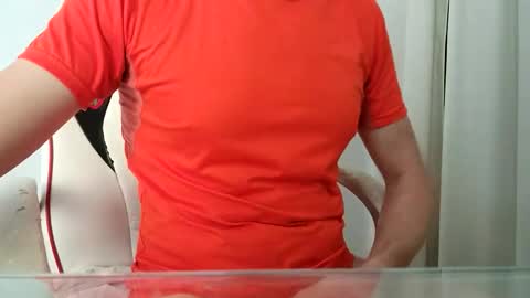 La Baguette dure online show from 10.20.25