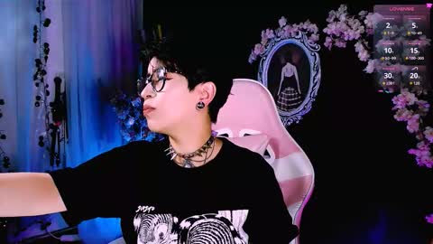 ...  ... online show from 02.05.26