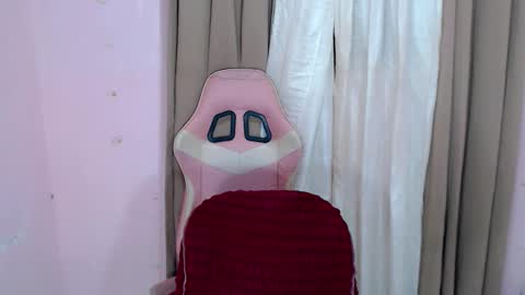 Snapshot of the_ladyboy_nextdoor69 chatting on 02.16.26 the_ladyboy_nextdoor69 online show from 02.16.26