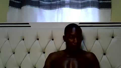 Snapshot of the_logking chatting on 01.19.26 the_logking online show from 01.19.26