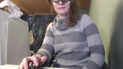 Ekye online show from 02.05.25