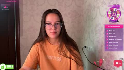 Snapshot of the_princese chatting on 11.14.25 Alice online show from 11.14.25