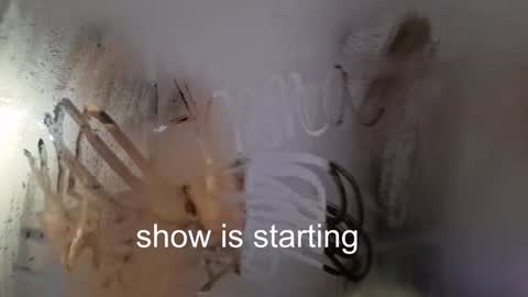 Snapshot of the_pussy_boulevard chatting on 12.14.25 Anna online show from 12.14.25