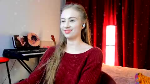 Ally    STREAMING ON TWITCH NOW Check my Twitter for updates online show from 03.02.25