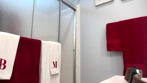 ElGuapo online show from 12.01.24