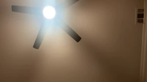 ElGuapo online show from 12.19.24