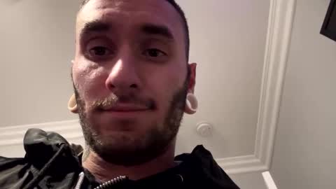 ElGuapo online show from 12.25.24