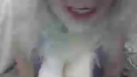 Snapshot of thearcticmilf chatting on 06.19.26 The Arctic Milf online show from 06.19.26