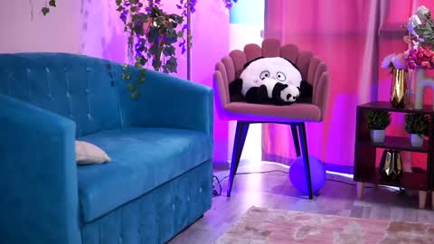 Snapshot of theayanna chatting on 01.24.25 Ayana online show from 01.24.25