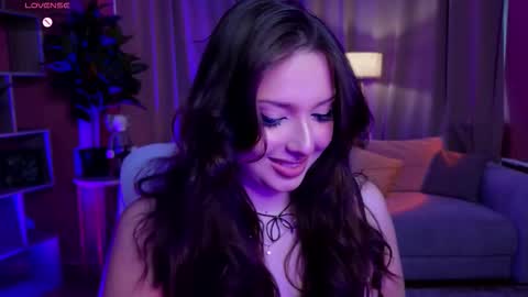 Snapshot of thebbylu chatting on 09.24.25 Lucy online show from 09.24.25