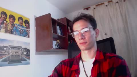 Snapshot of thebeatles18 chatting on 11.09.25 Axel online show from 11.09.25