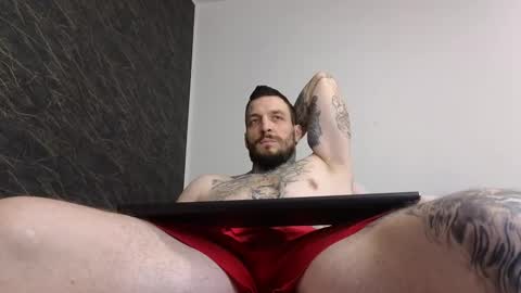 Snapshot of thebestmuscles chatting on 02.15.25 John online show from 02.15.25