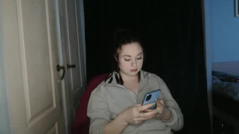 Snapshot of theblackdiamond194588 chatting on 04.08.26 raissa online show from 04.08.26