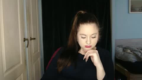 Snapshot of theblackdiamond194588 chatting on 04.15.26 raissa online show from 04.15.26