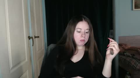 Snapshot of theblackdiamond194588 chatting on 05.25.26 raissa online show from 05.25.26