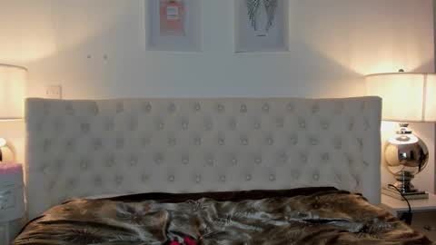 Snapshot of theblondenextdoor97 chatting on 01.22.25 Jessica online show from 01.22.25