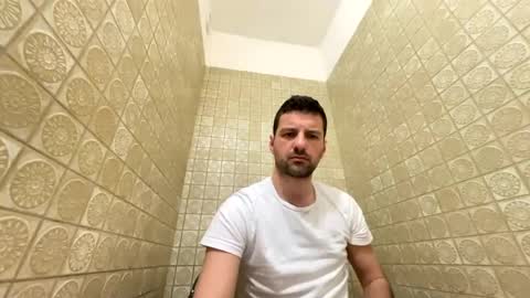 Snapshot of thebrokersenior chatting on 02.23.25 thebrokersenior online show from 02.23.25