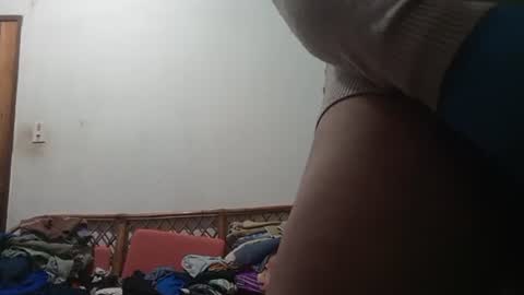 Snapshot of thecowboysex chatting on 02.19.25 Andres online show from 02.19.25