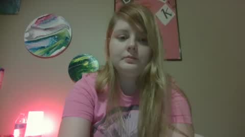 Snapshot of thedancingalien chatting on 12.30.24 Kassandra Grant online show from 12.30.24