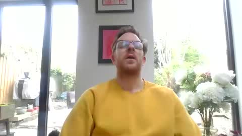 Snapshot of thedram chatting on 04.15.26 DRAM online show from 04.15.26