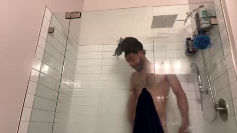 Snapshot of theekingcapo chatting on 01.20.25 king capo thee online show from 01.20.25