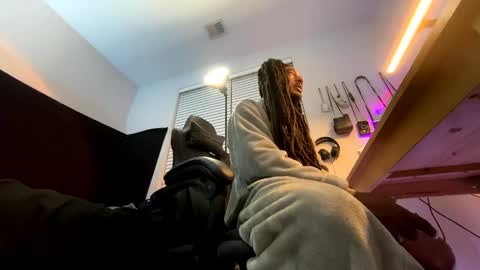 Snapshot of theekingcapo chatting on 02.11.25 king capo thee online show from 02.11.25